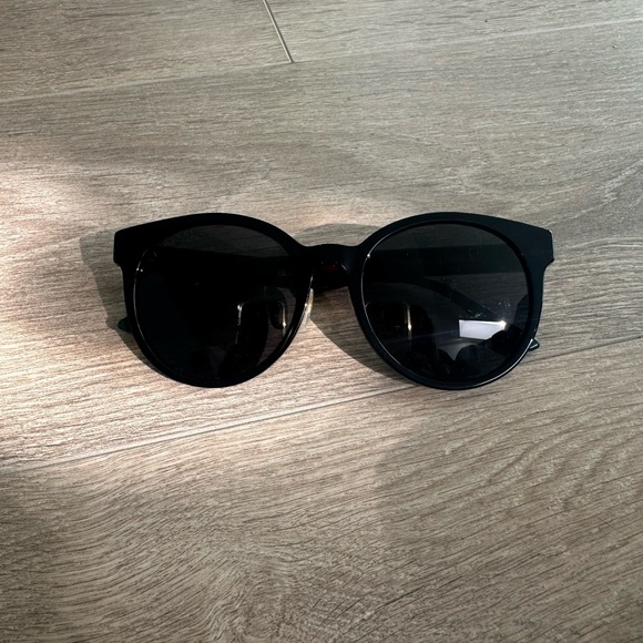 Gucci Round-frame Sunglasses - Picture 3 of 7